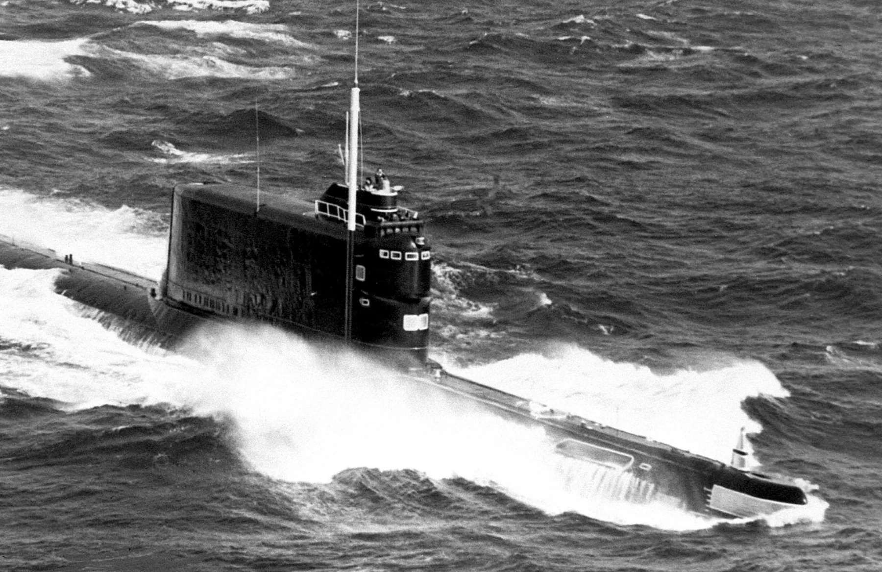 How the CIA Stole a Soviet Sub from the Bottom of the Ocean cover image
